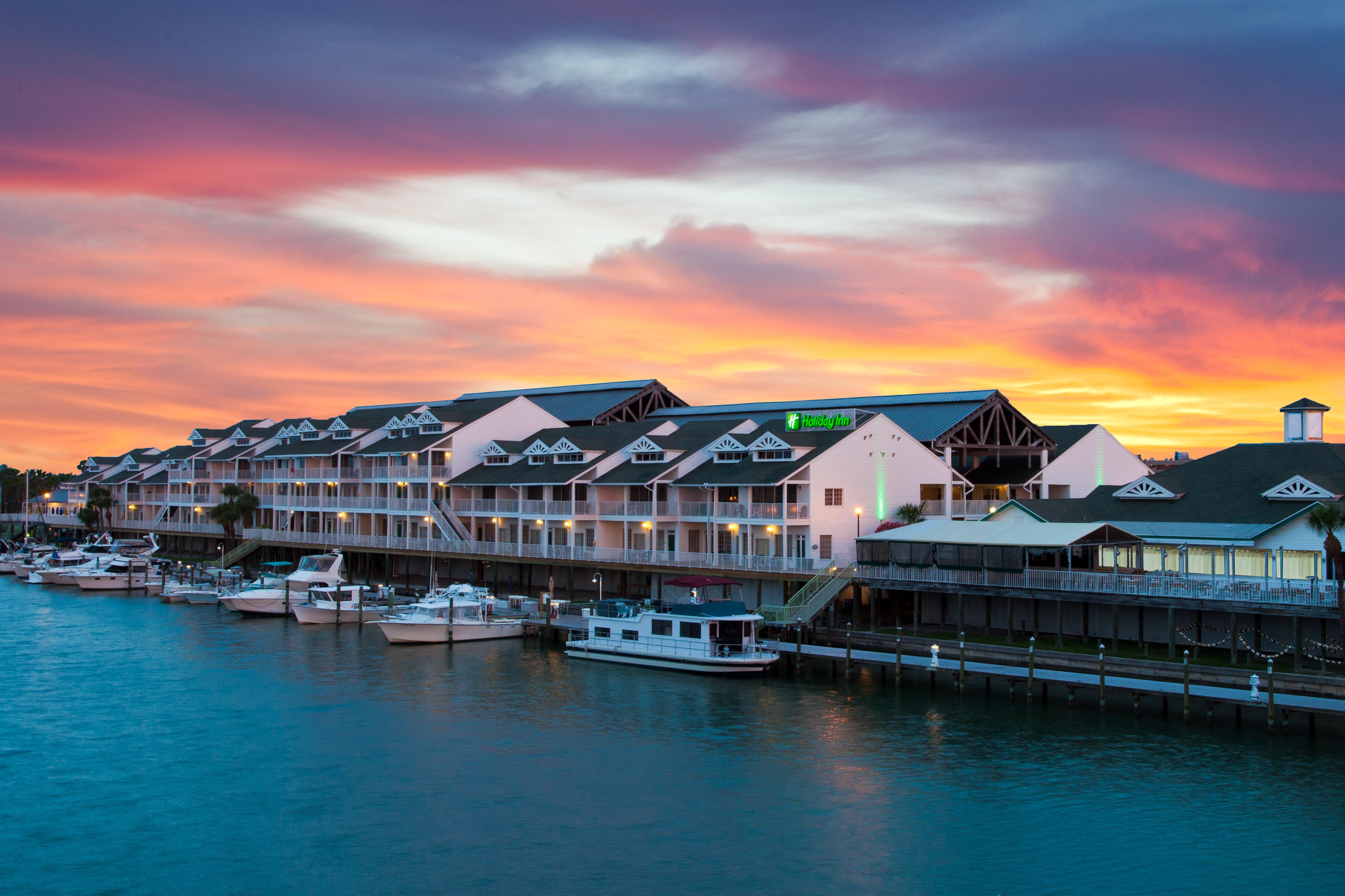 Holiday Inn & Suites Clearwater Beach S-Harbourside Екстер'єр фото